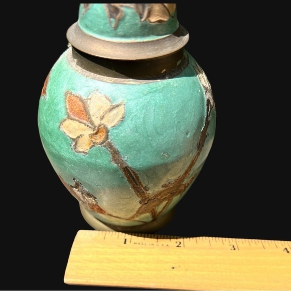 🌻VINTAGE Teal Floral Brass Urn with Lid || Home Decor  || Made In India - Picture 12 of 12